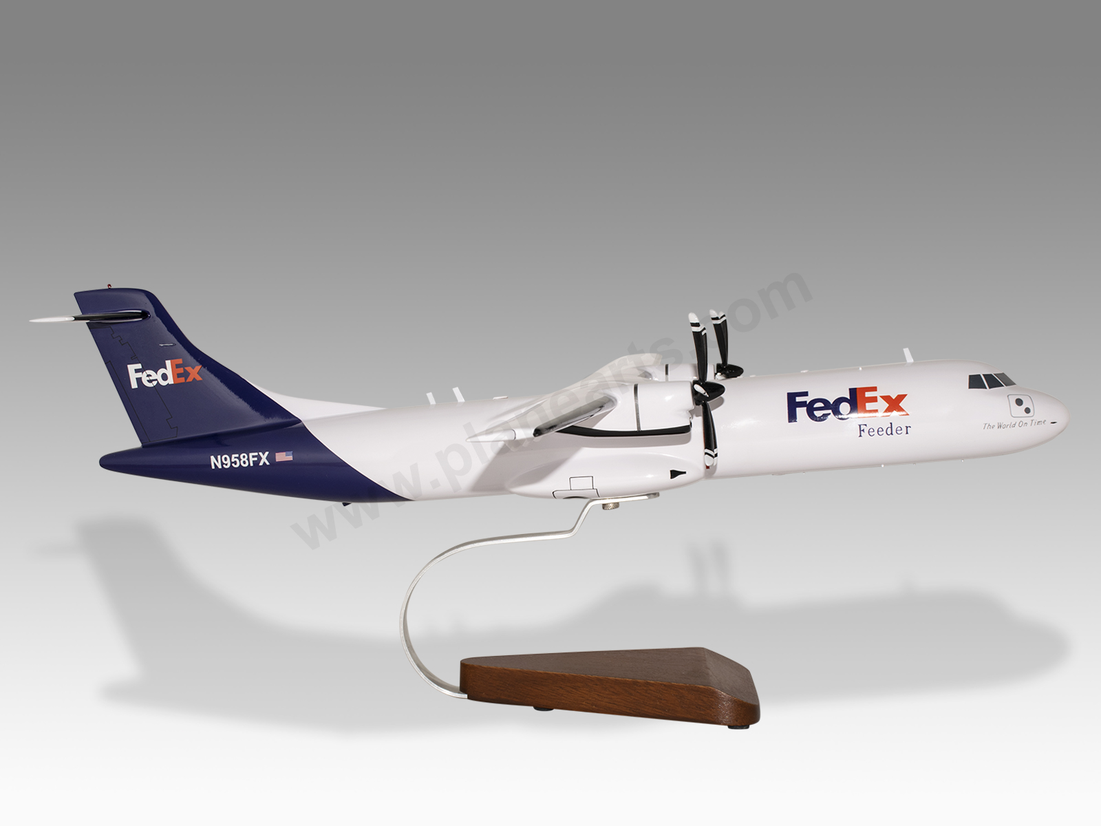 ATR 72-600 FedEx Feeder Model