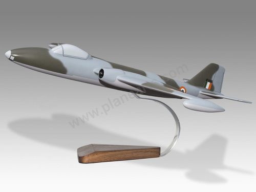 English Electric Canberra PR9 Handmade Solid Mahogany Wood or Solid Cast Resin Replica Scale Desktop Display Custom Made Model Aircraft