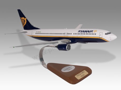 Boeing 737-800 Ryanair Wood Resin Replica Scale Custom Model Aircraft