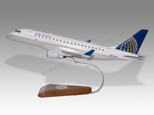 Embraer ERJ-170-200 LR United Express Wood Replica Scale Custom Model Aircraft