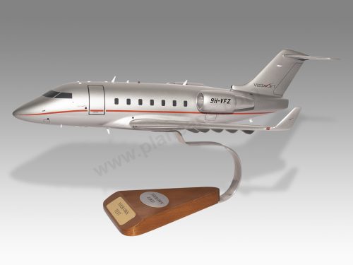 Bombardier Challenger 605 Vistajet Wood Handcrafted Replica Display Model