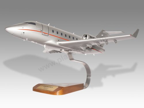 Bombardier Challenger 605 Vistajet Wood Handcrafted Replica Display Model