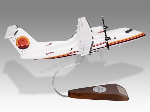 Bombardier Dash-8 200 Horizon Air Wood Handcrafted Replica Display Model