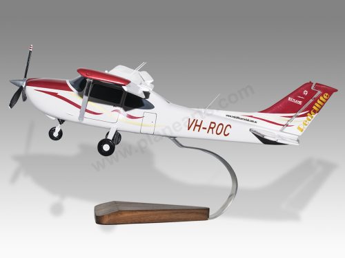 Cessna C182T Redcliffe Aero Wood Handcrafted Replica Display Model